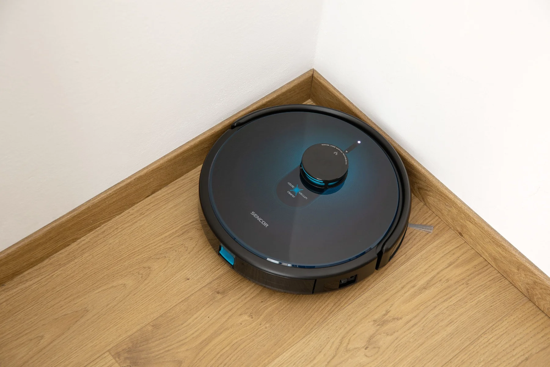 SENCOR SRV 9250BK-EUE3 robotický vysavač