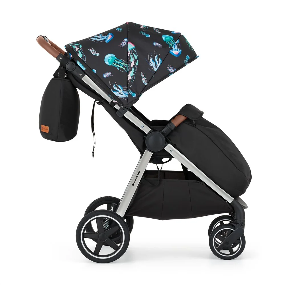 Petite&Mars Kočárek sportovní Royal3 Silver Limited100 Jellyfish