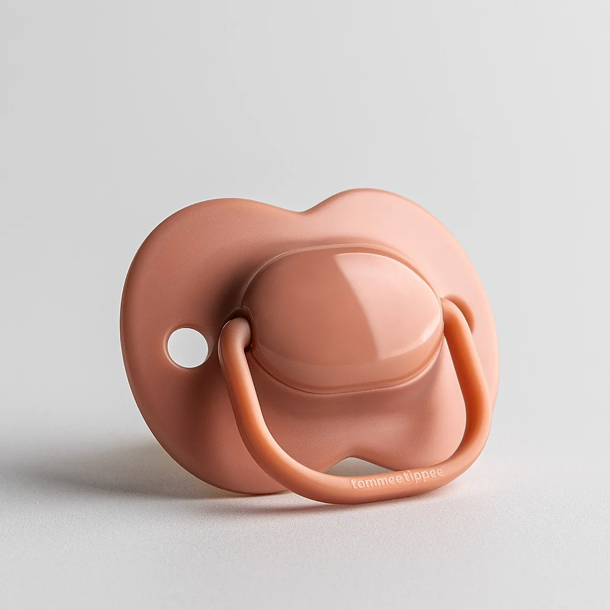Tommee Tippee Dudlík Cherry latex 6-18m 2 ks růžová-modrá