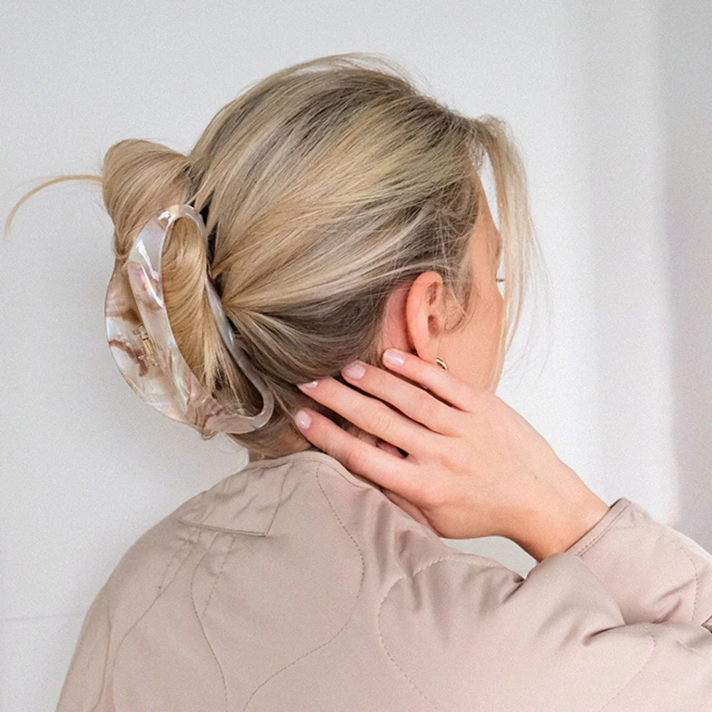Invisibobble Clipstar XL Amber Glow skřipec na vlasy 1 ks béžová