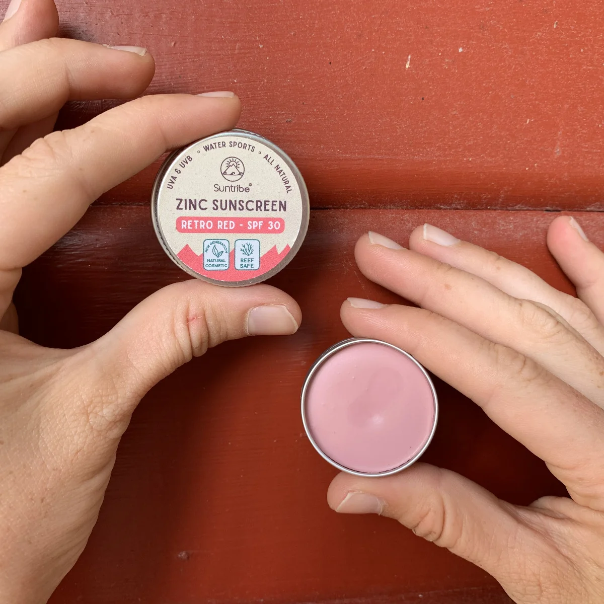 Suntribe Přírodní opalovací krém se zinkem Obličej & Sport červený SPF30 10 g