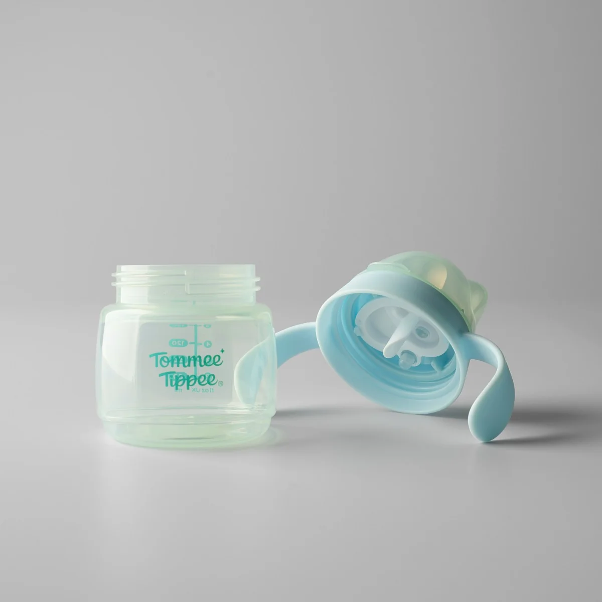 Tommee Tippee Netekoucí hrneček s hubičkou Transition 4m+ 150 ml modrý