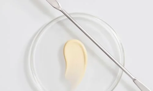 Avène Cicalfate+ SPF50+ ochranný krém 30 ml Avène Cicalfate+ SPF50+ ochranný krém 30 ml