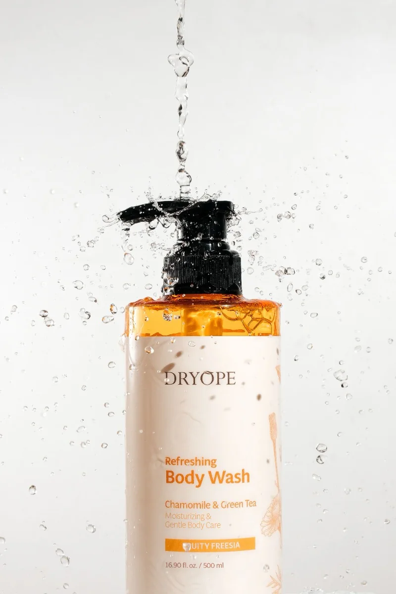 DRYOPE Fruity Freesia osvěžující body wash 500 ml