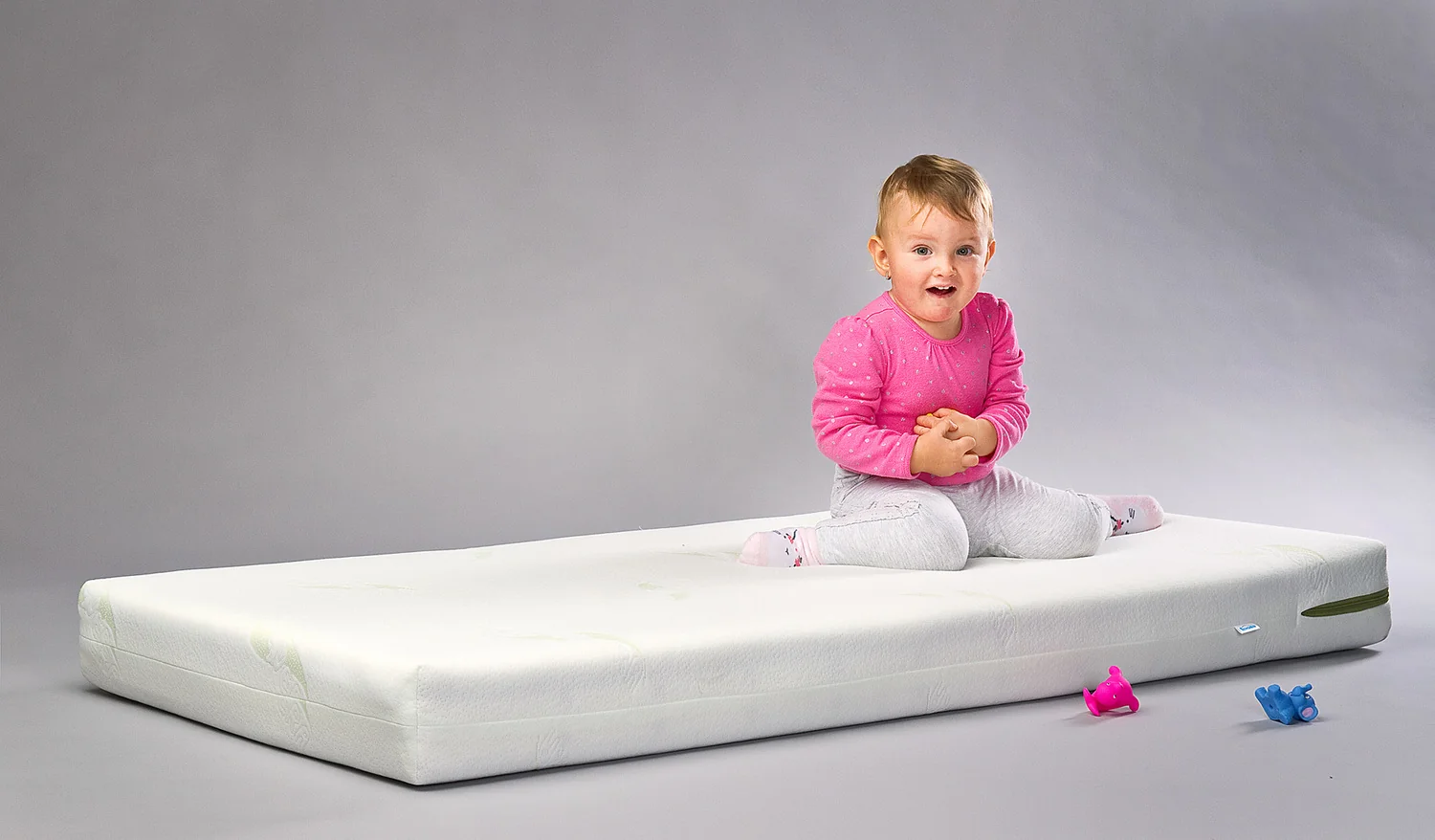 SENSILLO Luxusní matrace pro děti 140×70 – 4 vrstvy, paměťová pěna, kokos, Aloe Vera