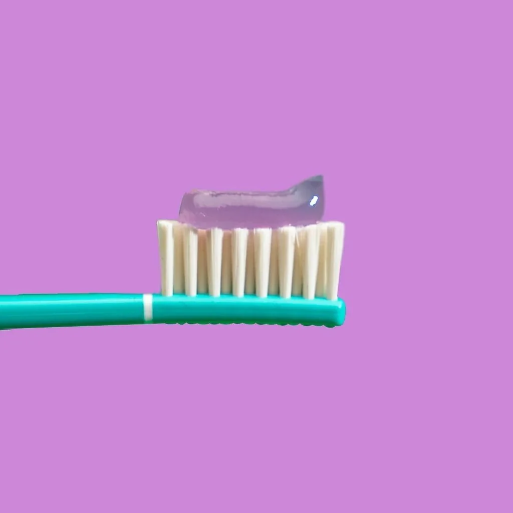 Piuma Zubní kartáček s echinaceou Soft 1 ks Aqua Green
