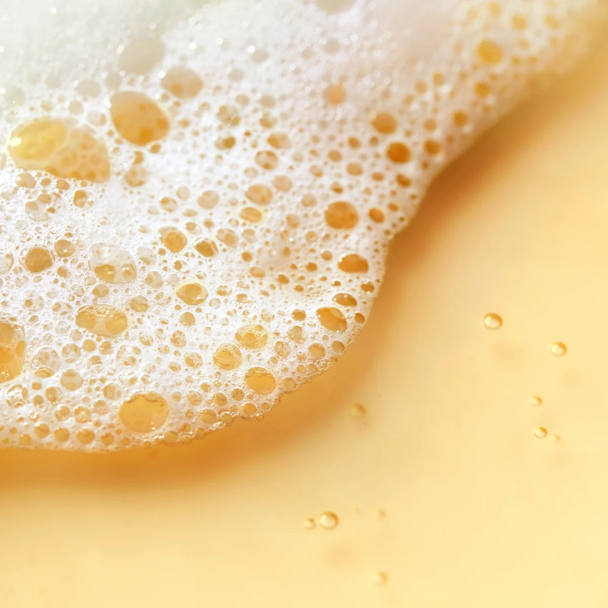 Nuxe Sun Čisticí a osvěžující šampon po opalování pro tělo a vlasy 200 ml