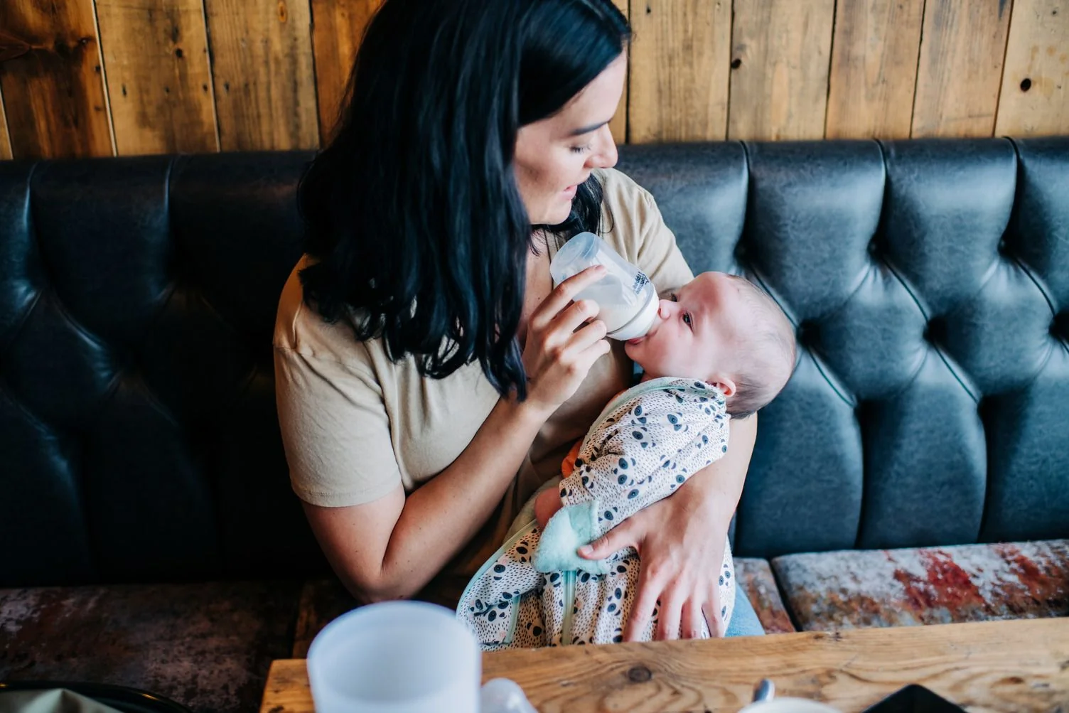 Tommee Tippee Kojenecká lahev ANTI-COLIC střední průtok 3m+ 340 ml 1 ks