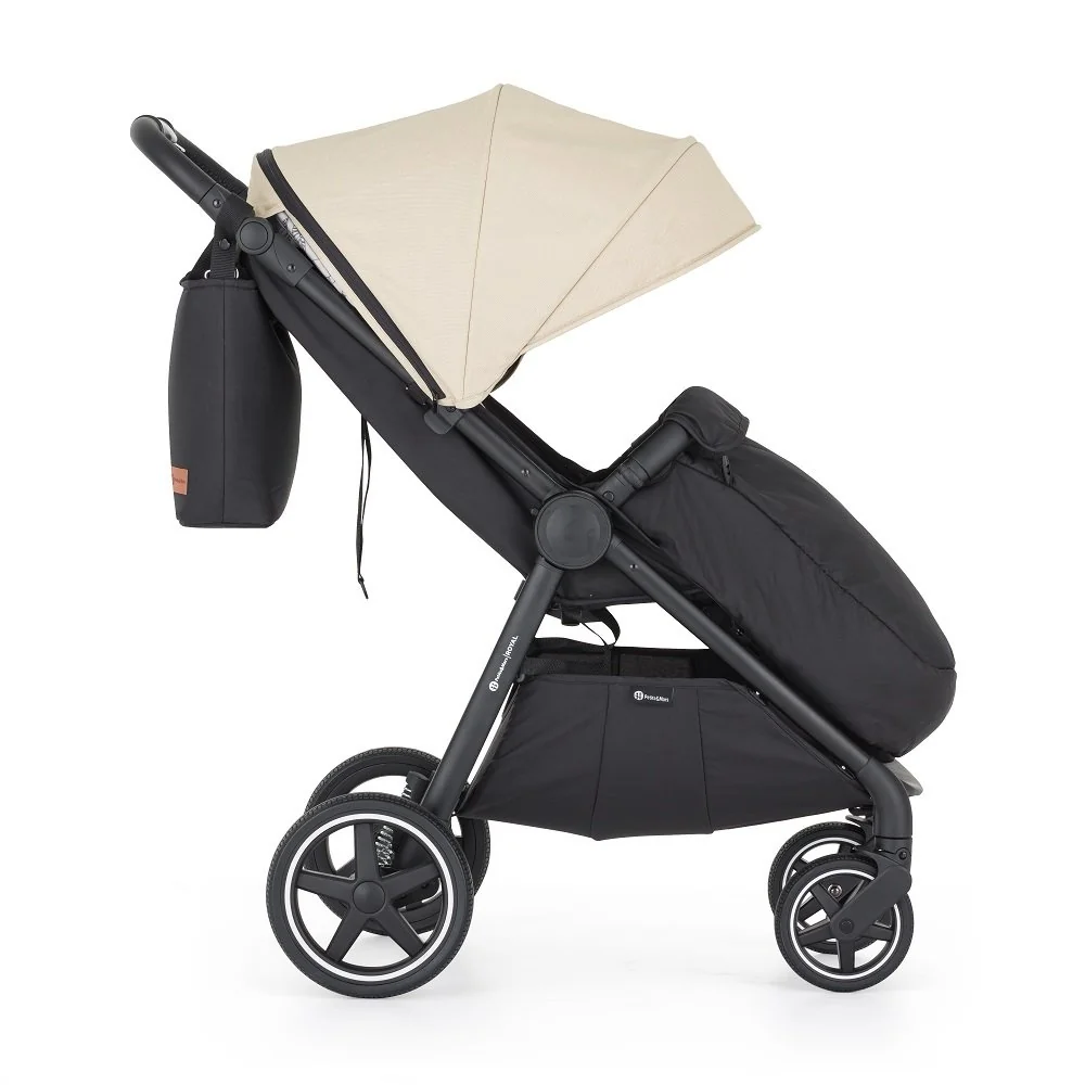 Petite&Mars Kočárek sportovní Royal3 Black Sahara Beige