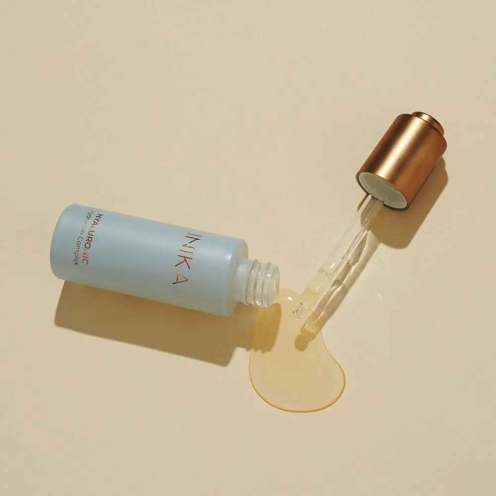 Inika Organic Hydratační sérum s kyselinou hyaluronovou 30 ml