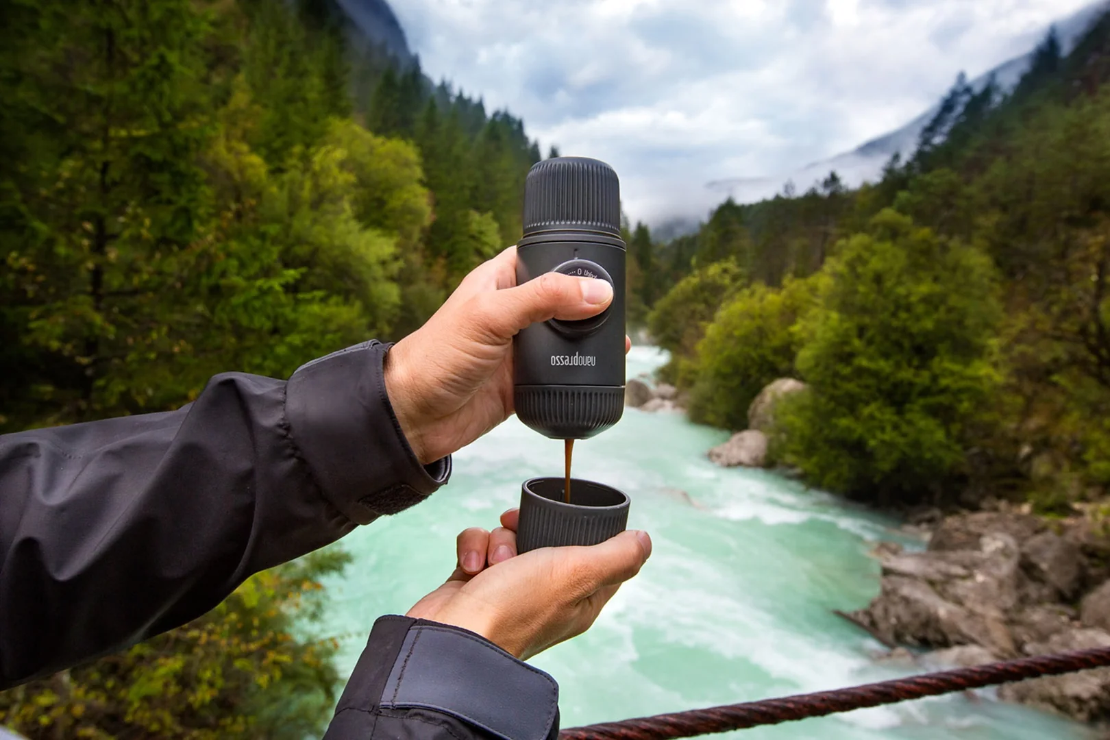 Wacaco Nanopresso šedé + NS adaptér Kávovar