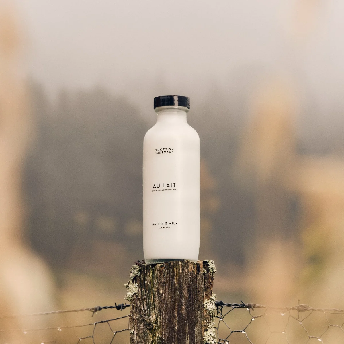 Scottish Fine Soaps Au Lait Mléko do koupele 440 ml