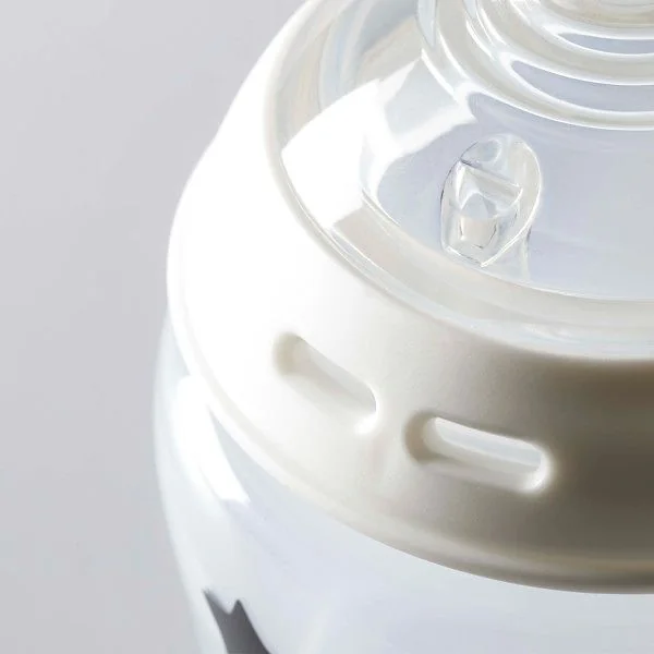 Tommee Tippee Natural Start Samosterilizační kojenecká láhev s Anti-Colic savičkou Pomalý průtok 0m+ 260 ml 1 ks čirá