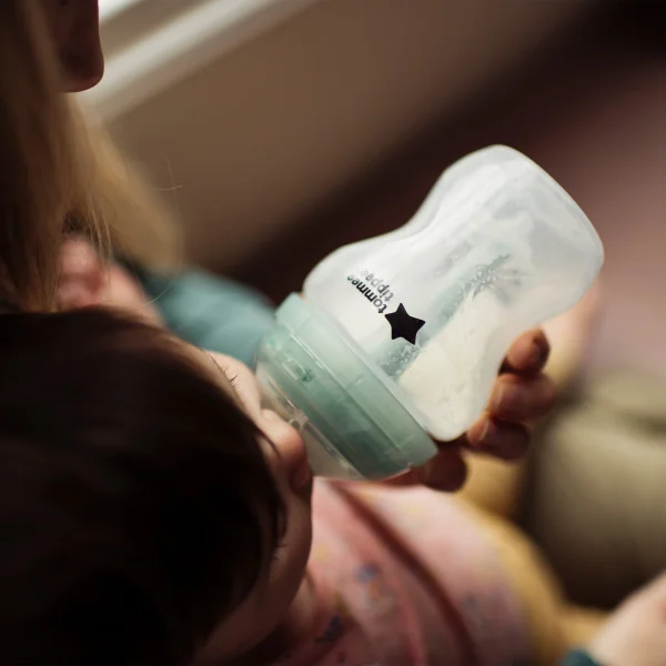 Tommee Tippee Advanced Anti-Colic Savička na lahev Rychlý průtok 6m+ 2 ks