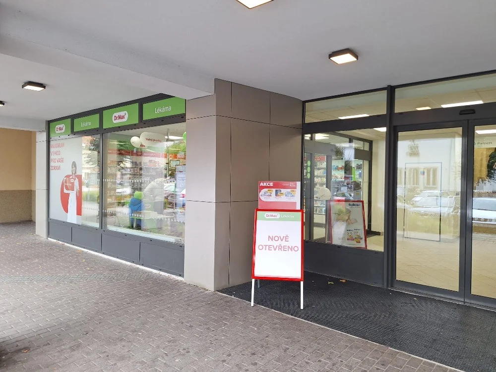 Palackého náměstí 30, Rosice (u OC Albert)