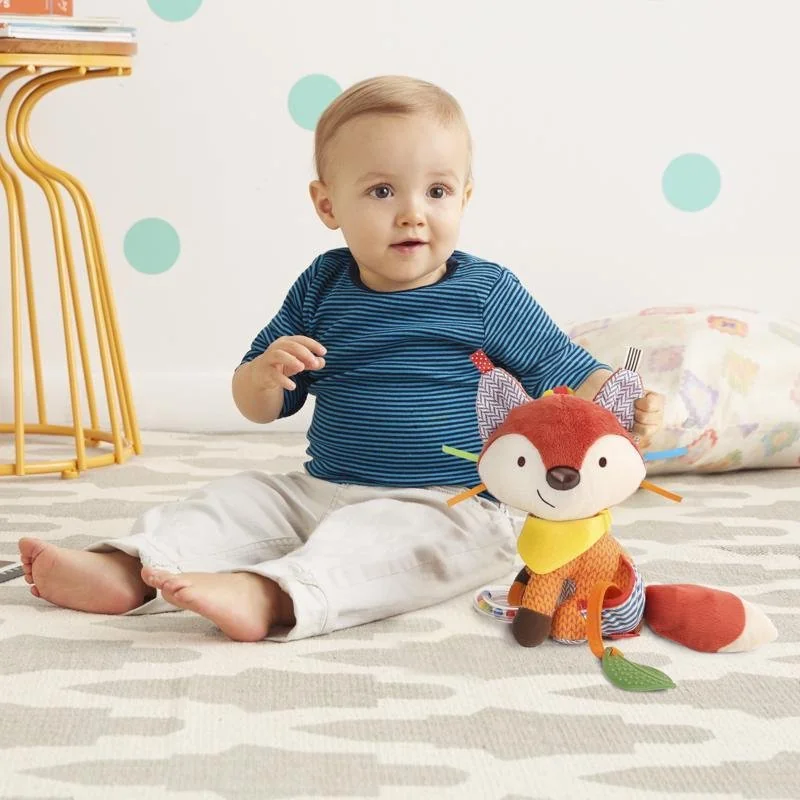 SKIP HOP Hračka aktivní na C kroužku Bandana Buddies Lištička 0m+