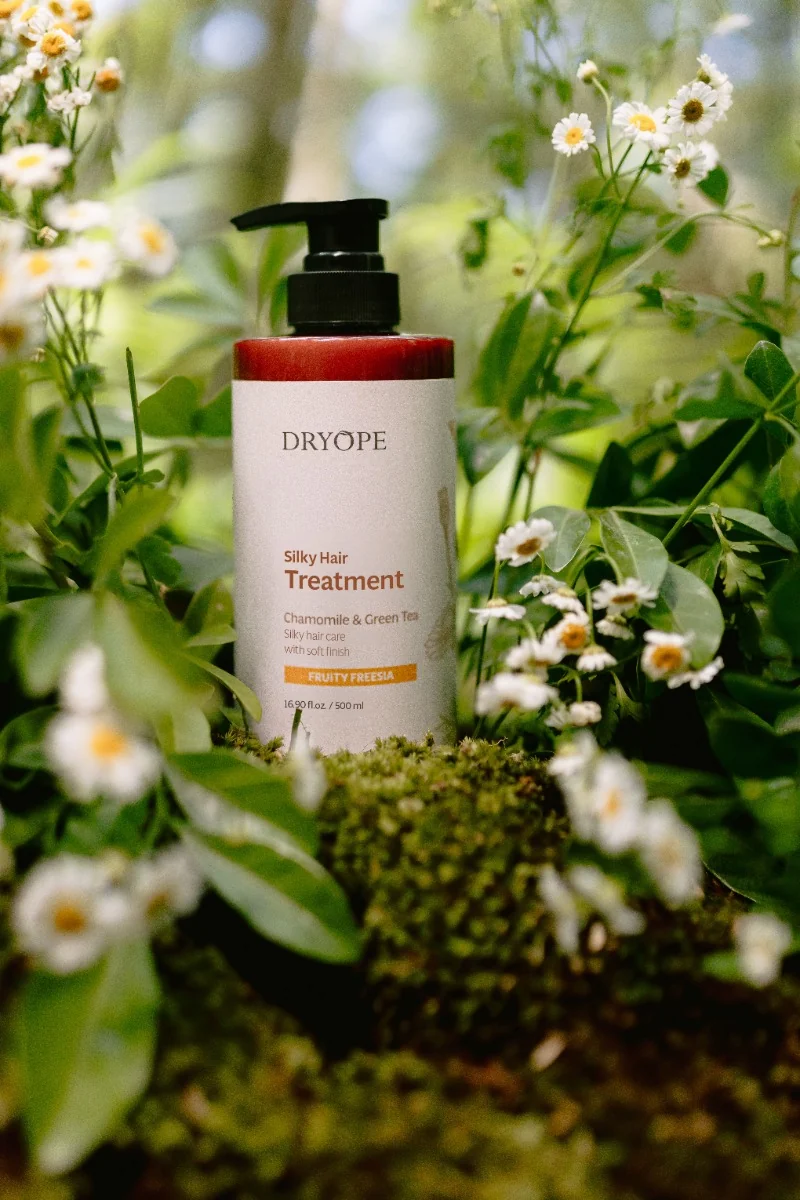 DRYOPE Fruity Freesia intenzivní pečující kúra na vlasy 500 ml