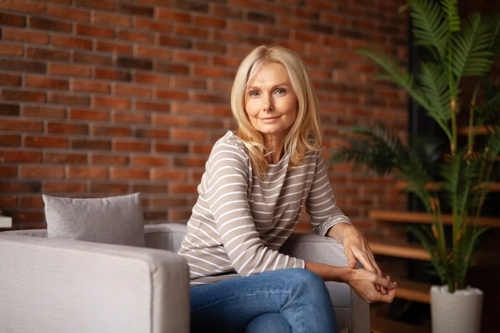 Jaký má menopauza vliv na vlasy a vlasovou pokožku?