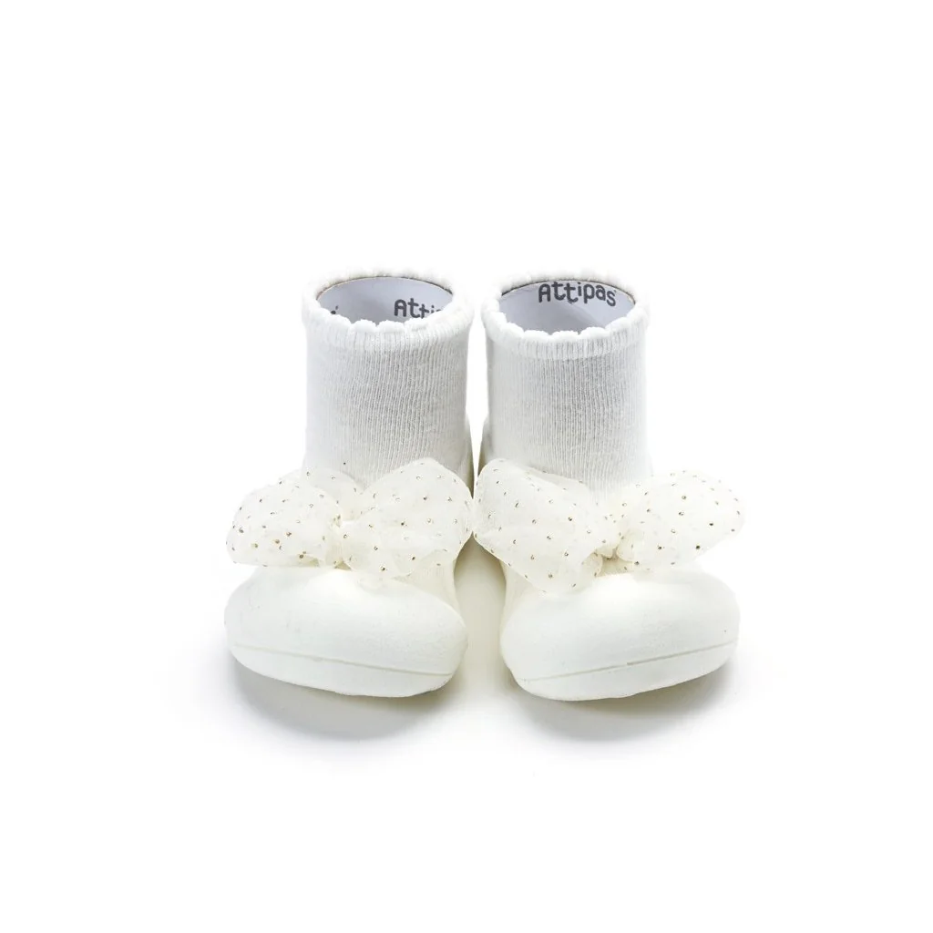 ATTIPAS Botičky Royal A20RO White L vel.21,5, 116-125 mm
