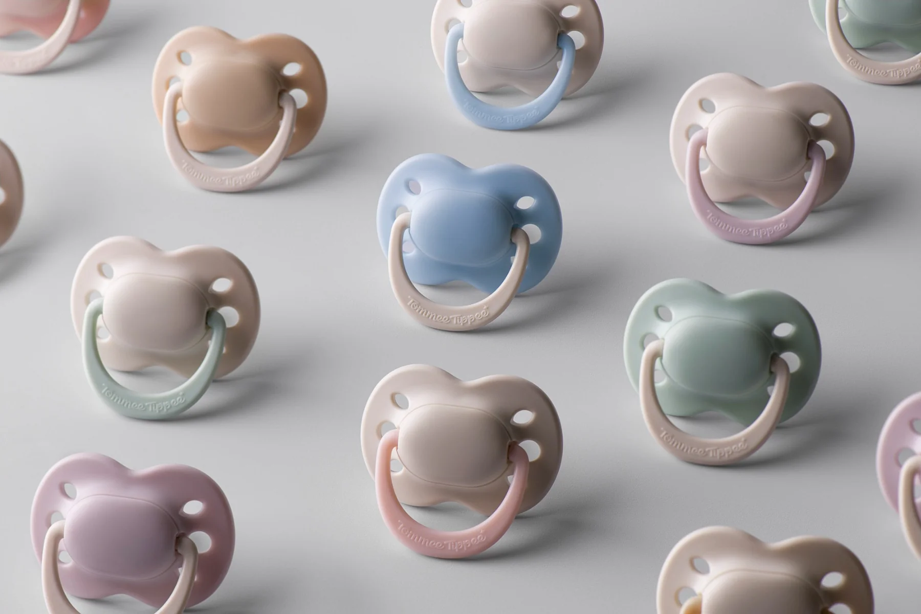 Tommee Tippee Silikonový dudlík Newborn Boy 0-2m 2 ks více barevných variant