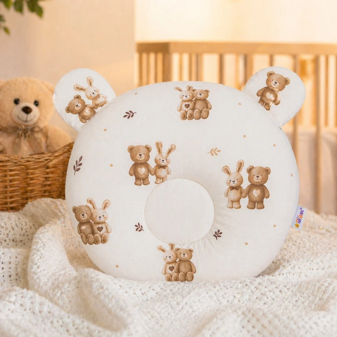 Baby Nellys Bavlněný tvarovaný polštářek Medvídek a zajíček, bílá/béžová