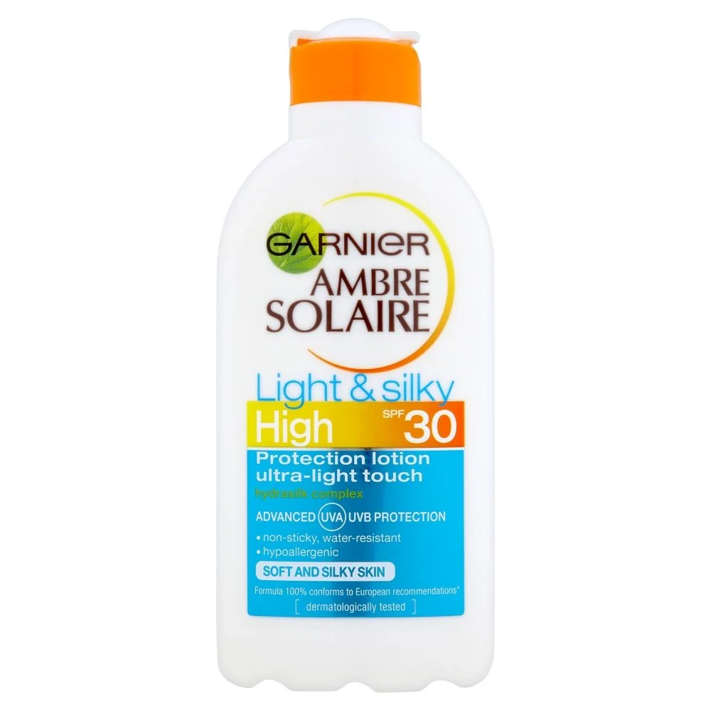 Garnier Ambre Solaire Light & Silky opalovací mléko OF30 200ml