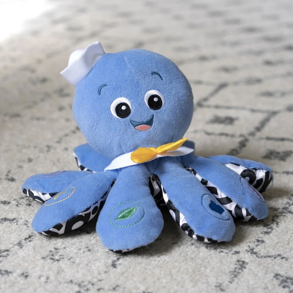 Baby Einstein Hračka hudební chobotnice Octoplush™ 3m+