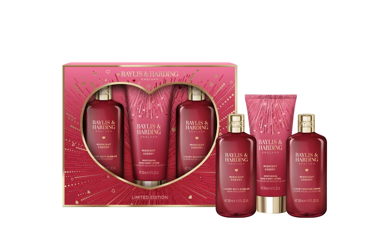 Baylis & Harding Sada péče o tělo Midnight Cherry 3 ks