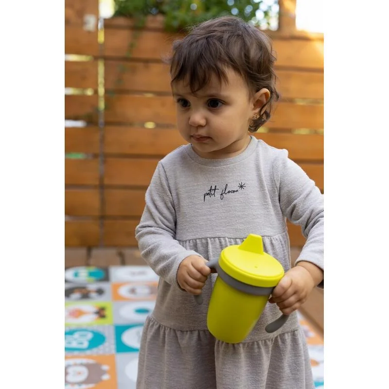 Bblüv silikonový hrníček Sippy Küp Lime