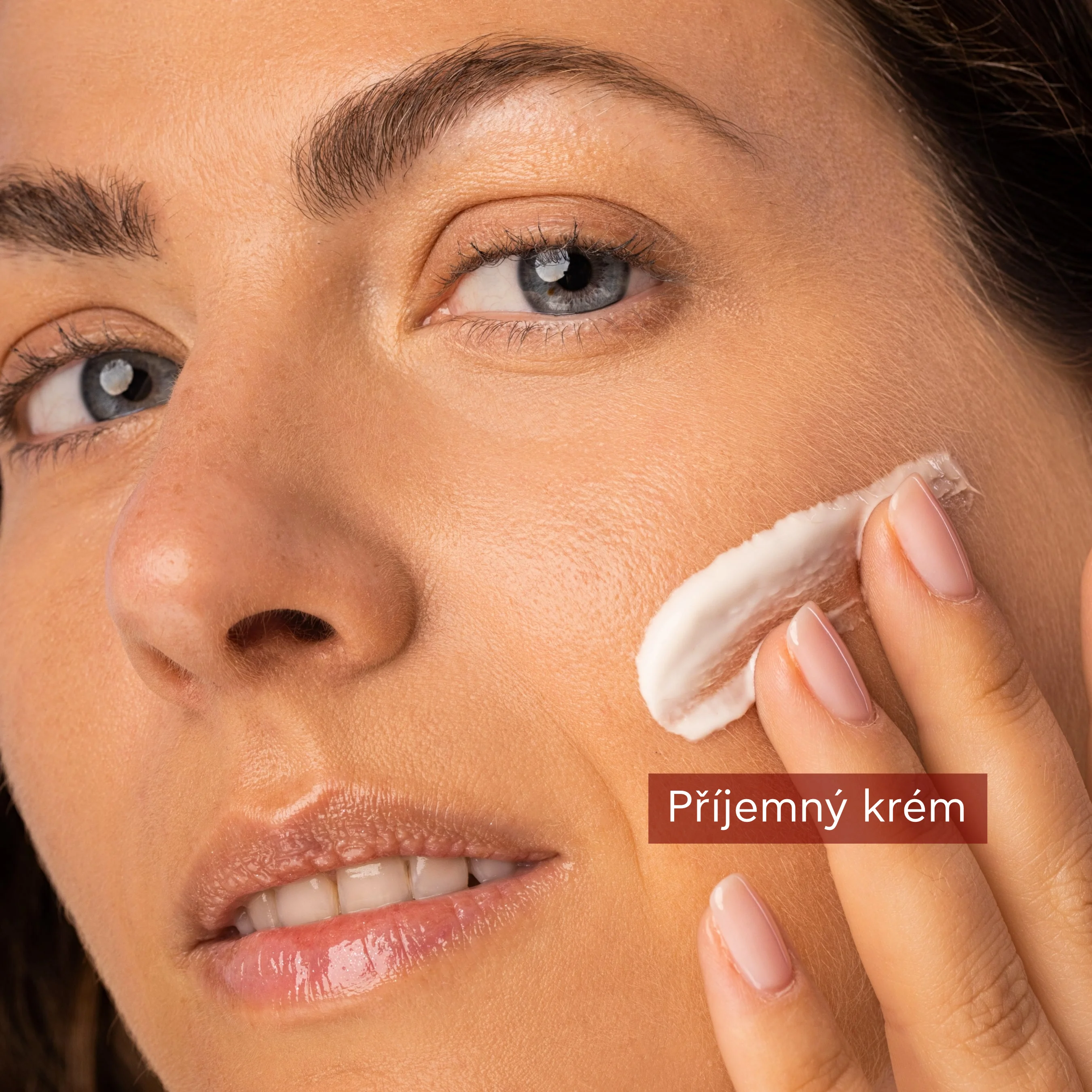 APIVITA BeeVine Elixir Lift Cream Rich denní krém proti vráskám 50 ml