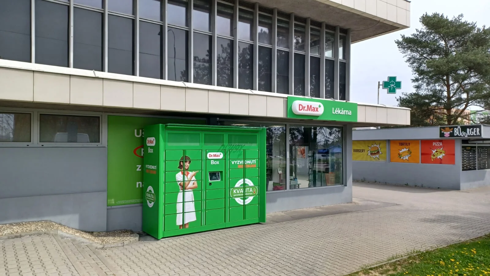 Dr. Max Box Ostrava, OC Duha