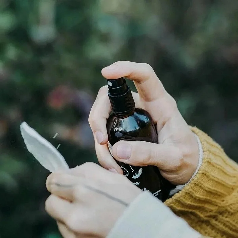 Alma Dvoufázová odličovací a čistící emulze Vilínové pohlazení 50 ml