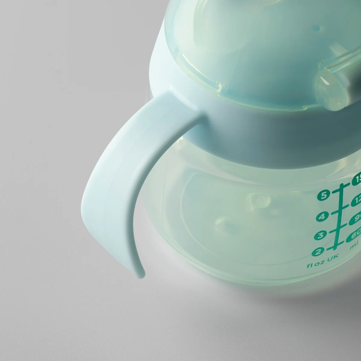 Tommee Tippee Netekoucí hrneček s hubičkou Transition 4m+ 150 ml modrý