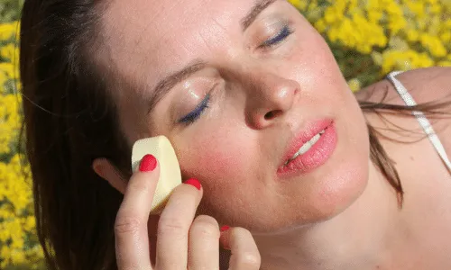 Balade en Provence BIO Tuhá pleťová kosmetika pro ženy Balade en Provence BIO Tuhá pleťová kosmetika pro ženy