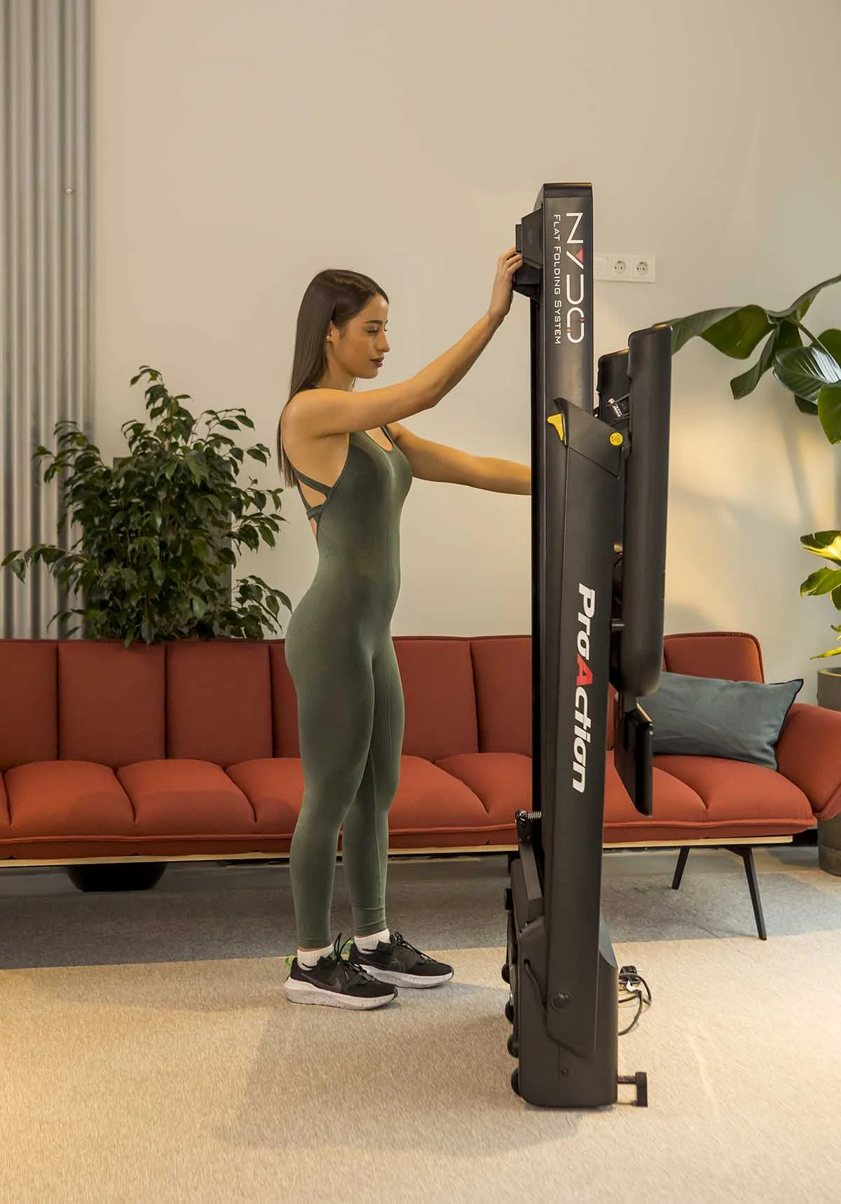 BH Fitness Chodící pás NYDO
