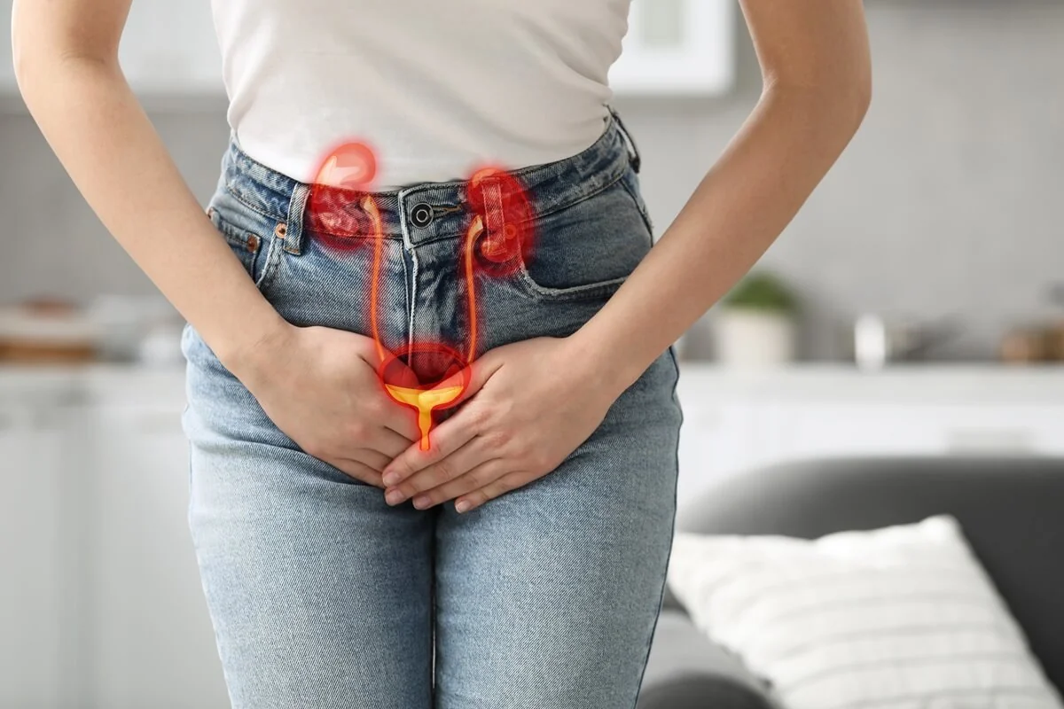 Krev v moči může souviset se zánětem močového měchýře. Krev v moči může souviset se zánětem močového měchýře.