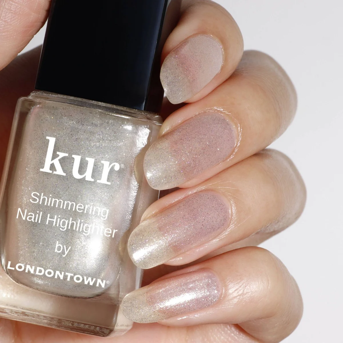 Londontown kur Shimmering Nail Highlighter Mirror Ball lak a péče na nehty 12 ml