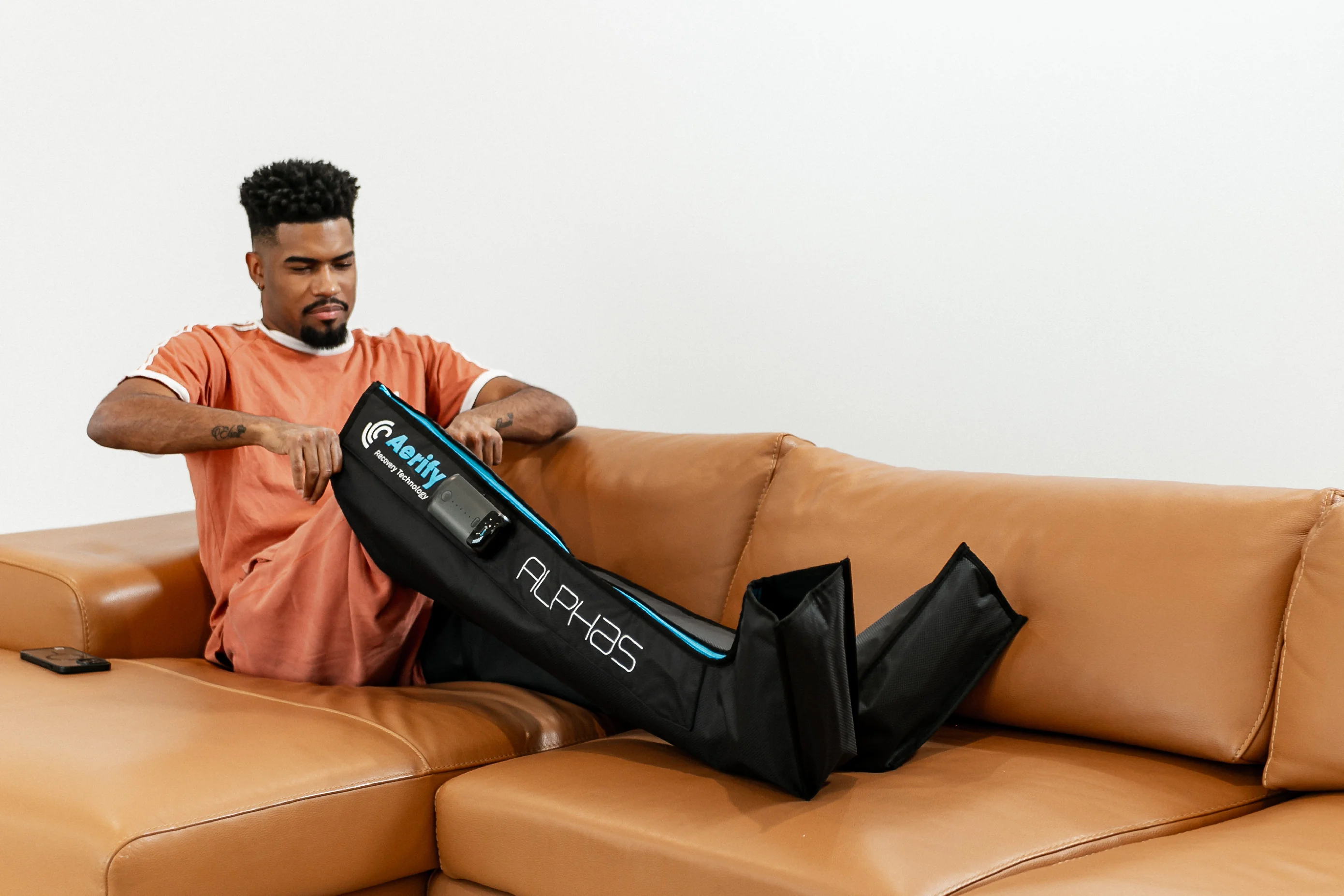 AERIFY ALPHAS Recovery system BOOTS, kompresní návleky na nohy Velikost: S/M