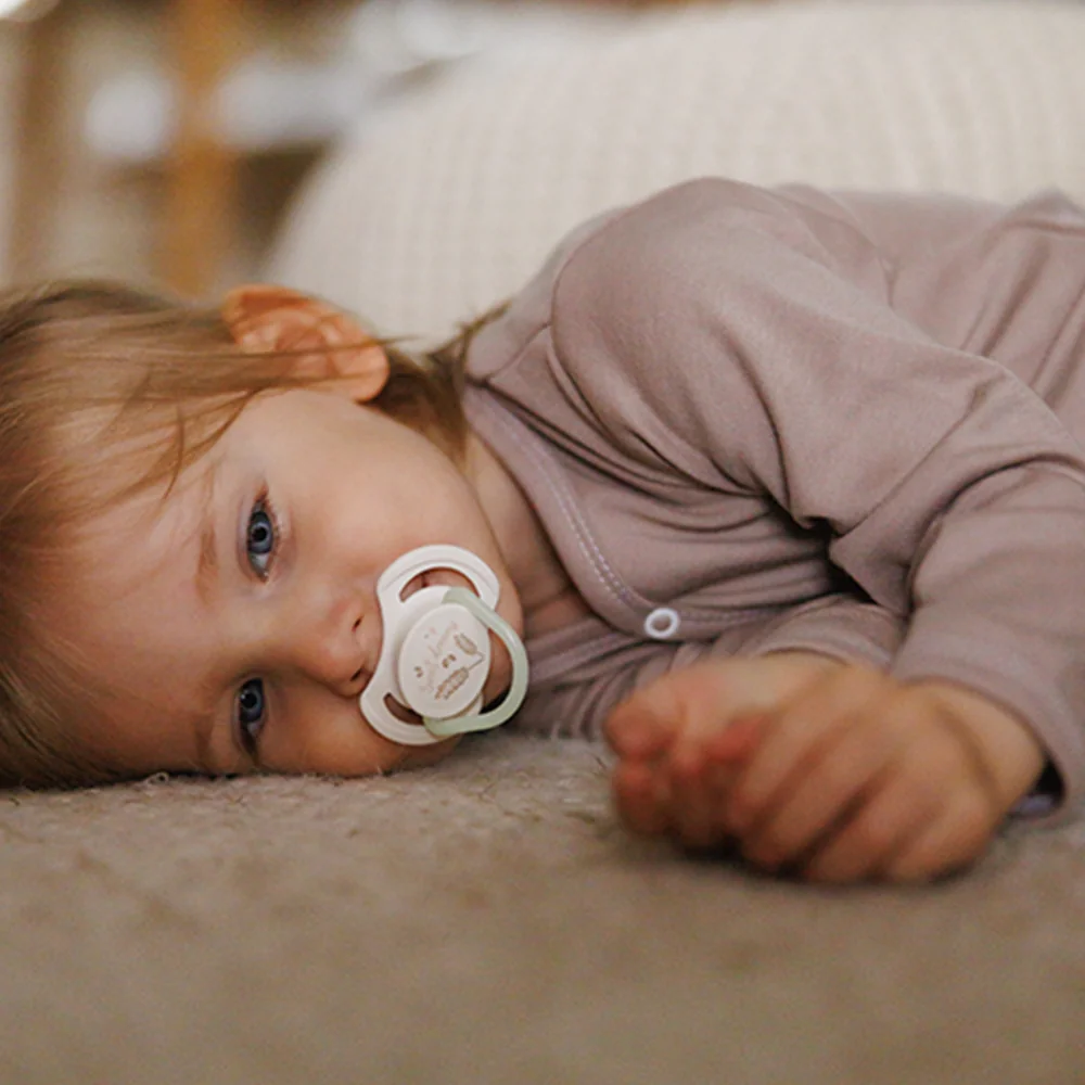 Babyono Dudlíky symetrické 18m+ 2 ks