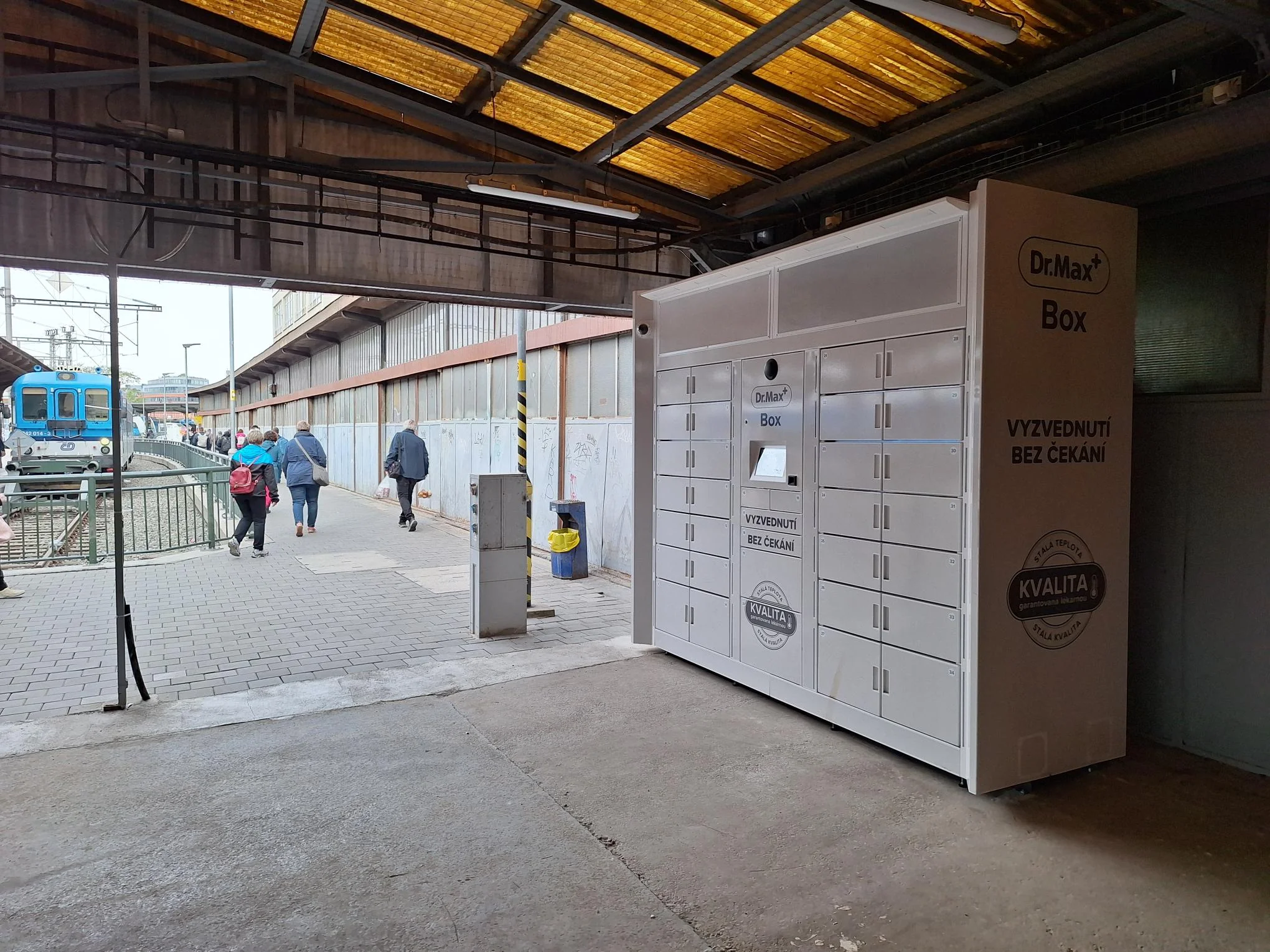 Dr. Max Box Brno, Hlavní nádraží