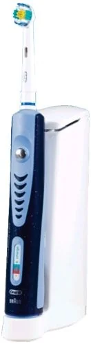 Oral-B PRO 3000 (PC3000/D20.535.3) zubní kartáček