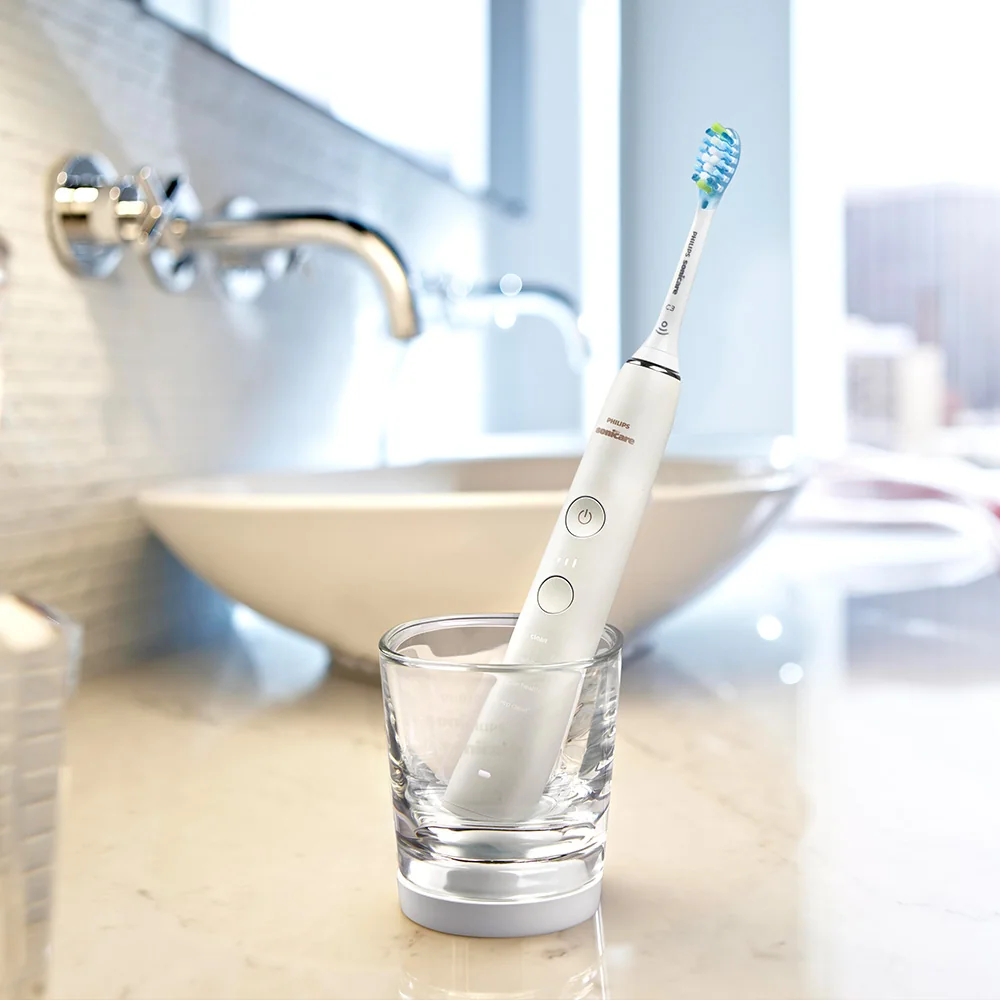 Philips Sonicare 9000 DiamondClean + PowerFlosser HX3886/41 sonický zubní kartáček + ústní sprcha 2 ks white