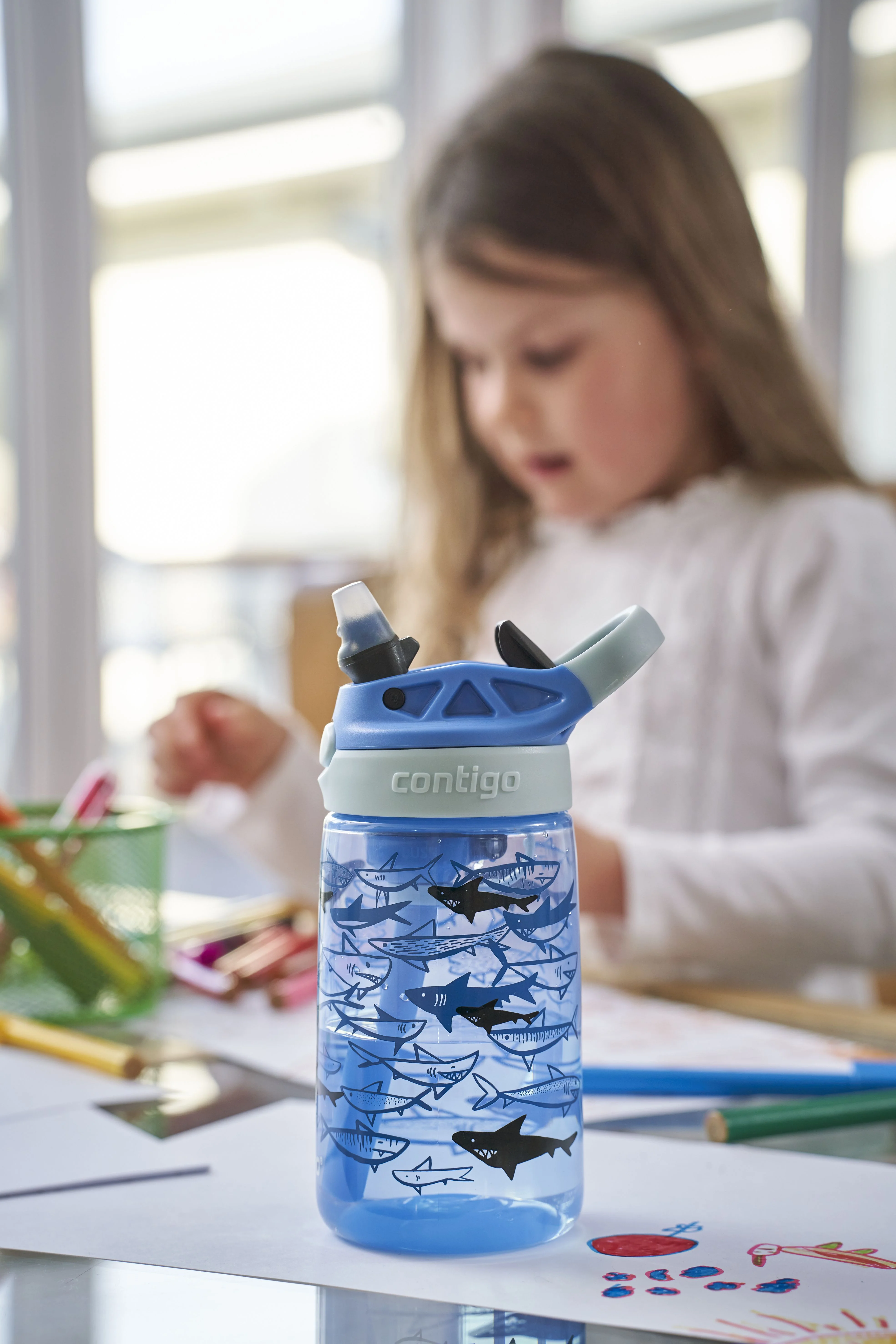 Contigo Dětská láhev Easy Clean Blue Sharks modrá 420 ml