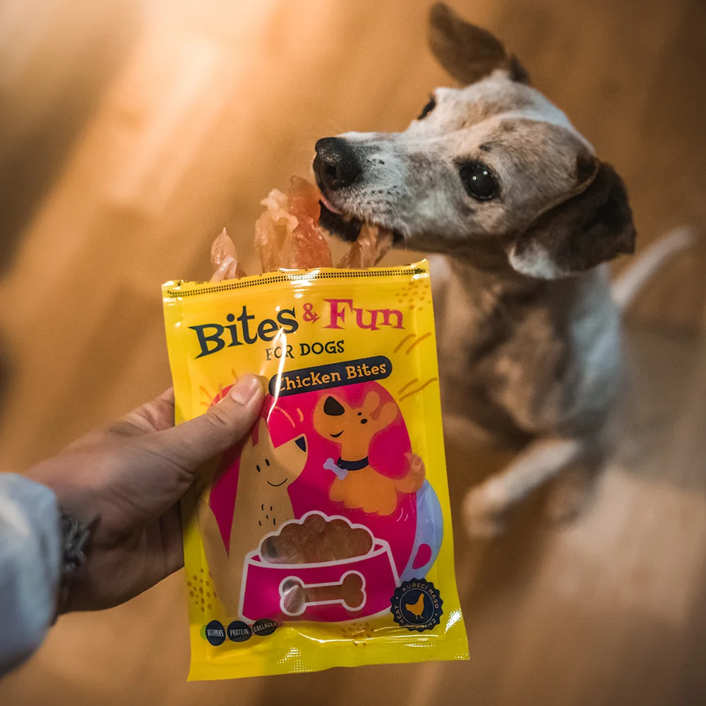 Akinu BITES & FUN Kuřecí kousky pamlsek pro psy 10 x 85 g