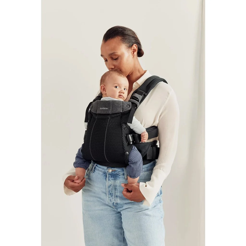 BabyBjörn Nosítko Harmony Black 3D mesh, do 15 kg