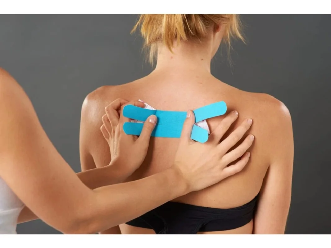 TEMTEX Kinesio tape Classic, modrá tejpovací páska 7,5cm x 5m