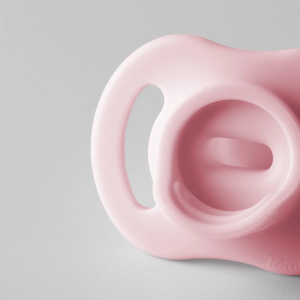 Tommee Tippee Silikonový Dudlík Ultralight Girl 0–6m 4 ks