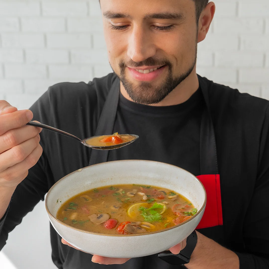 EXPRES MENU Thom Kha Gai- Thajská kokosová polévka s kuřecím masem 600 g (2 porce)