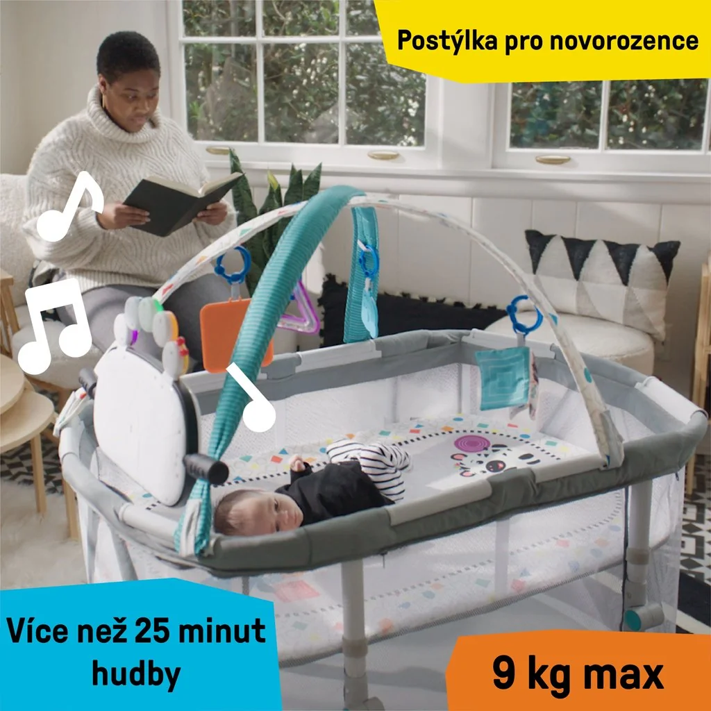 Baby Einstein Postýlka s ohrádkou na hraní a klavírem 3v1 Kick & Snooze™ 0m+