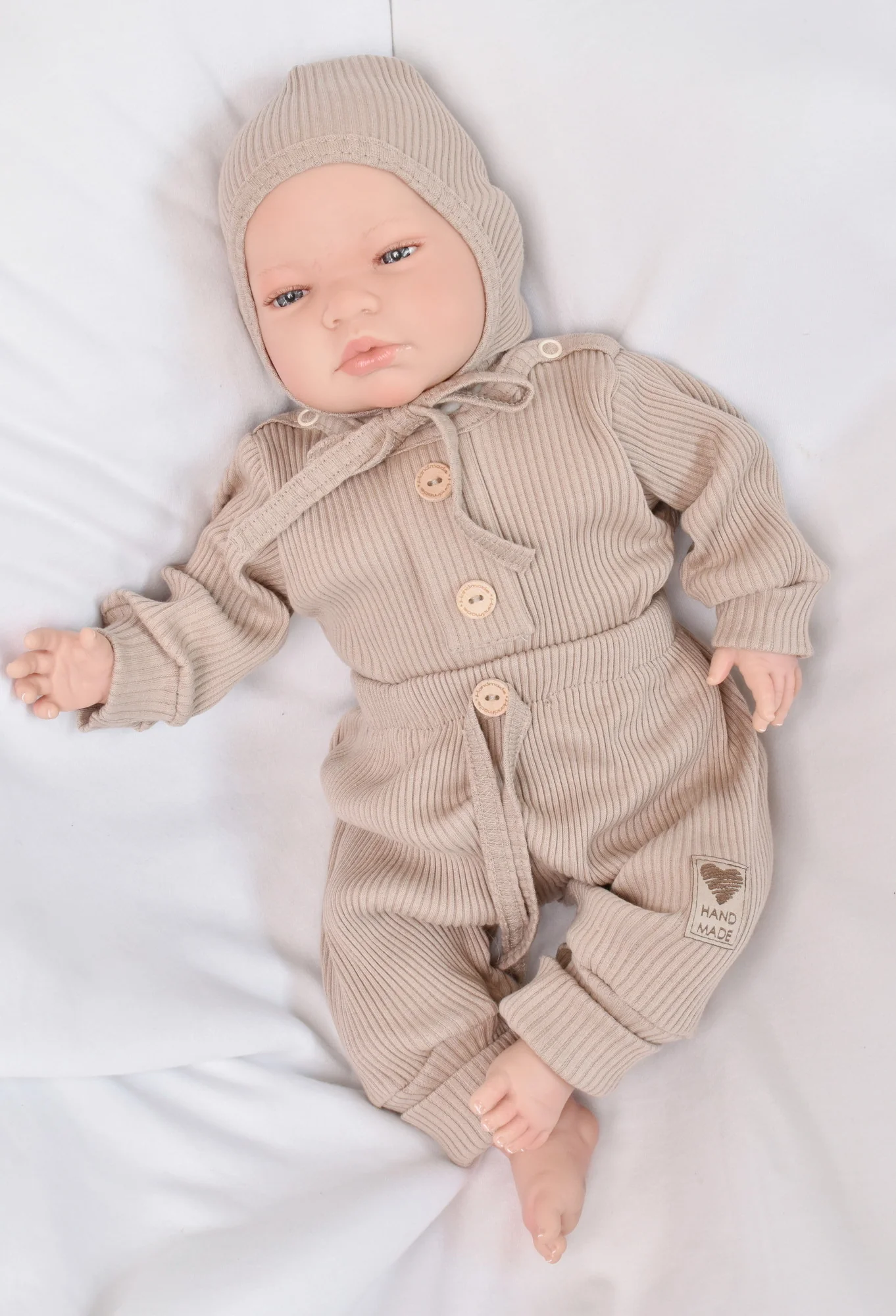 Baby Nellys 3-dílná žebrovaná soupr. Hand Made, body, tepláčky a čepička, béžová, vel. 62 vel. 62